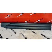 Geely Coolray Молдинг передней правой двери – 5075078500 